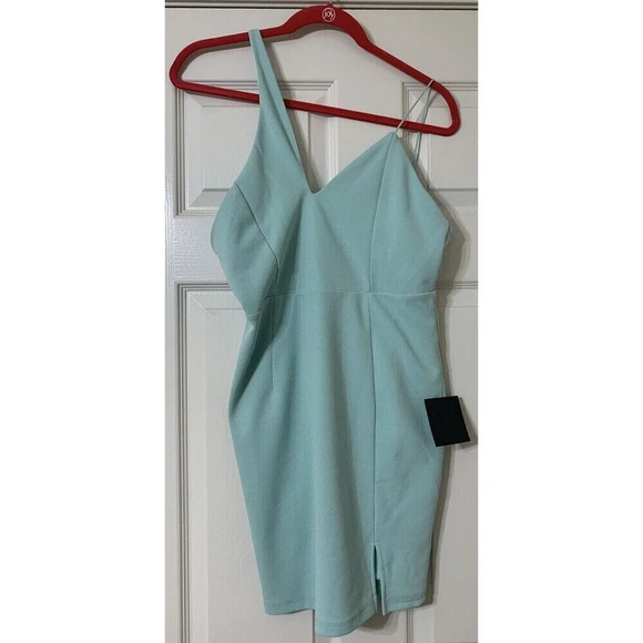 NWT Asymmetrical Mini Dress Size Medium Mint Green - Picture 1 of 5
